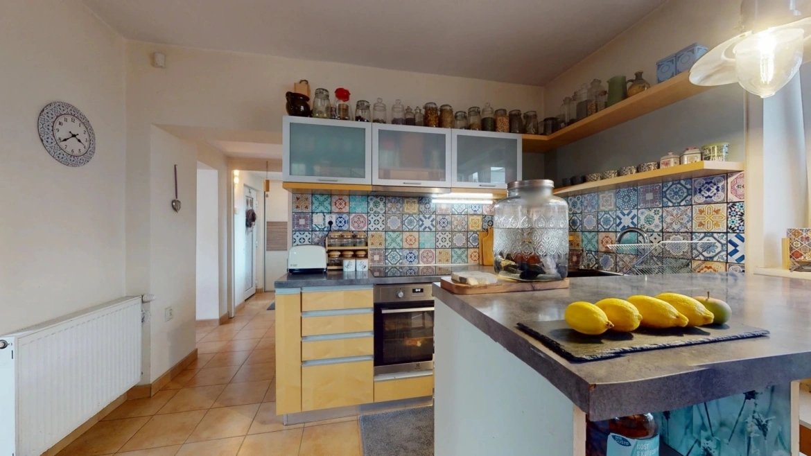 1170